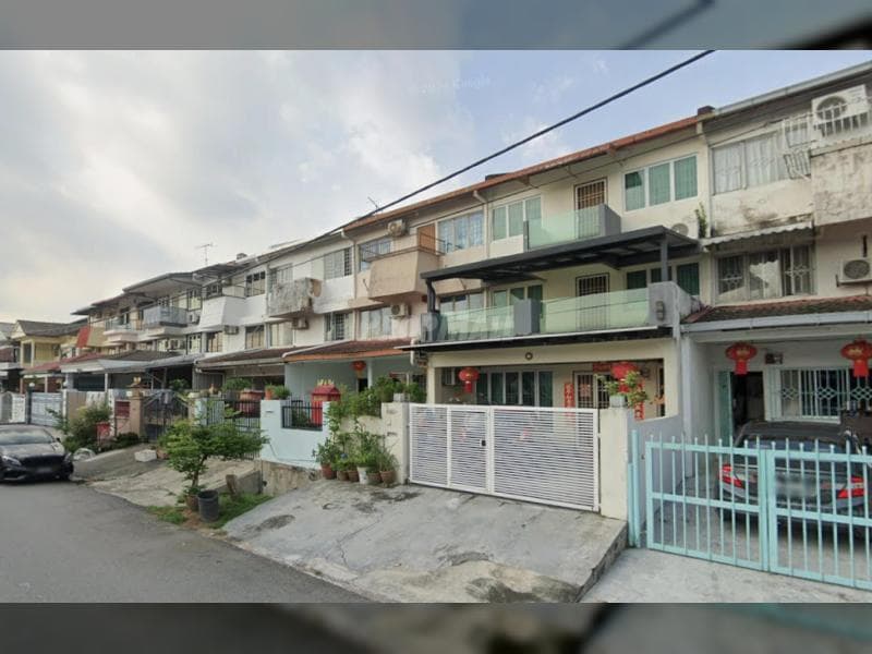 Taman Muda 3 Storey House Ampang - Image 1