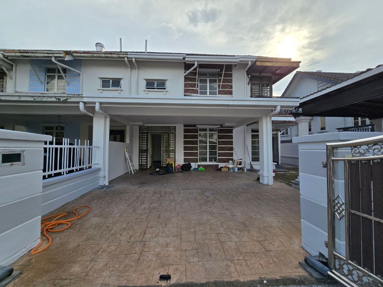 Fully Renovated Extended 2 Storey Semi-Detached House Bandar Seri Putra Bangi