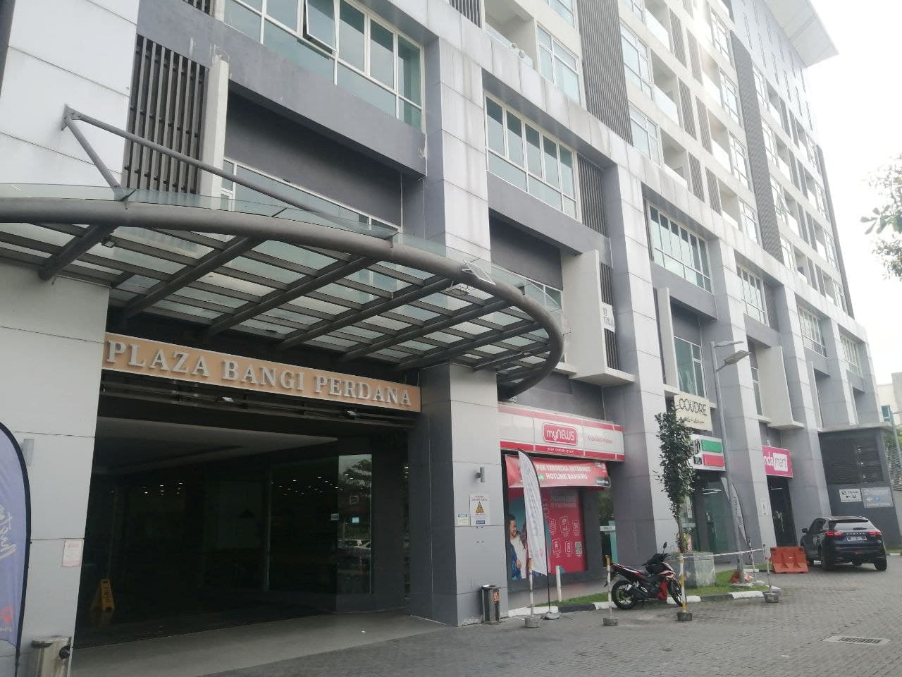 Fully Furnished Service Residence Plaza Bangi Perdana - Image 1