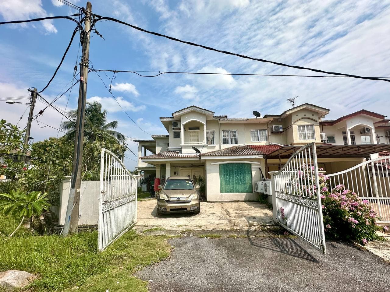 Corner Lot Double Storey Renovated Extended Taman Lestari Perdana 8 Seri - Image 1