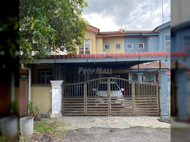 Rumah Teres 2 Tingkat Bukit Sentosa