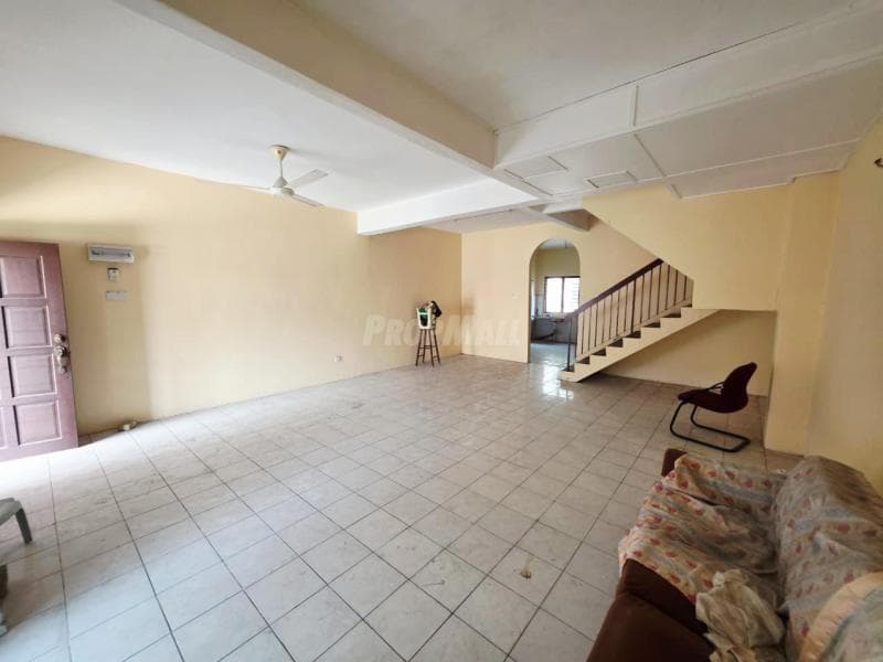 Double Storey Terrace at Bayu Perdana, Klang