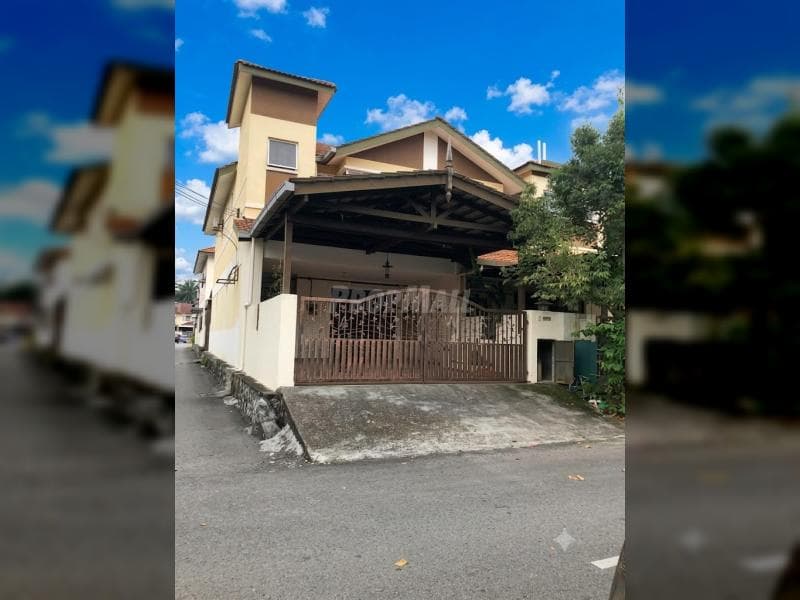 End Lot Double Storey Terrace Taman Emas, Dengkil - Image 1