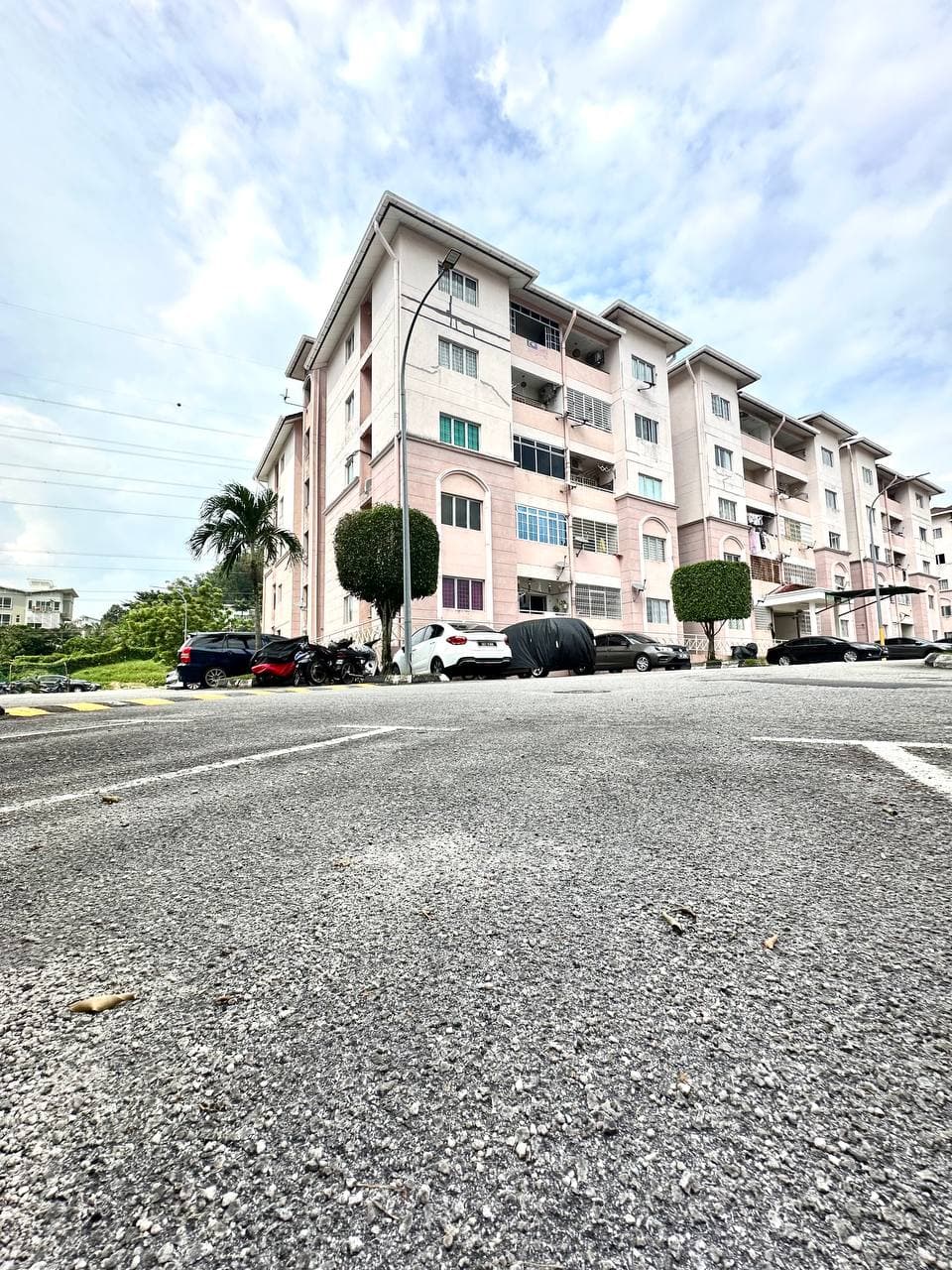 Desa Saujana Apartment Sungai Besi Indah - Image 1