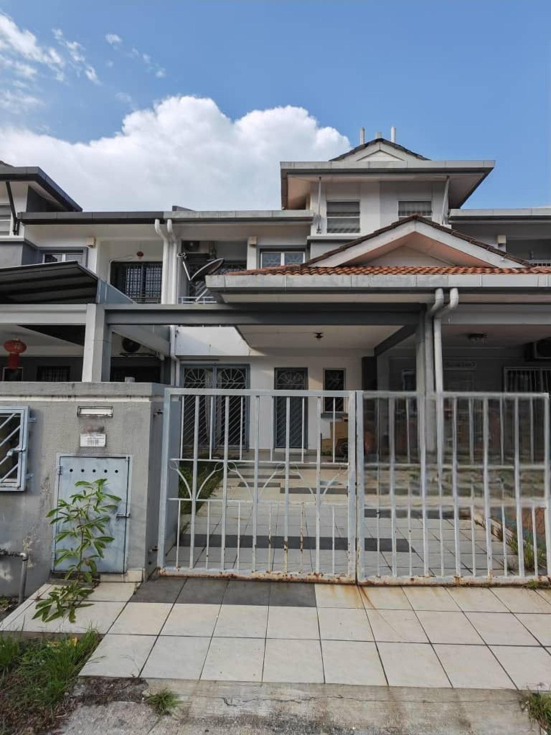Freehold Facing South Terrace House Setia Impian 3, Setia Alam - Image 1