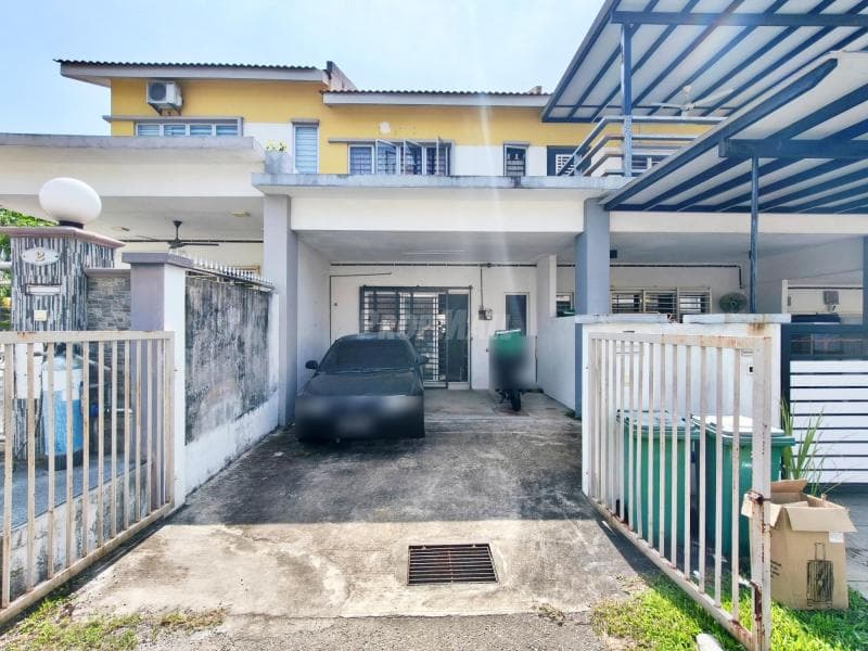 Double Storey Terrace Seksyen 6 Bandar Rinching Semenyih Parklands