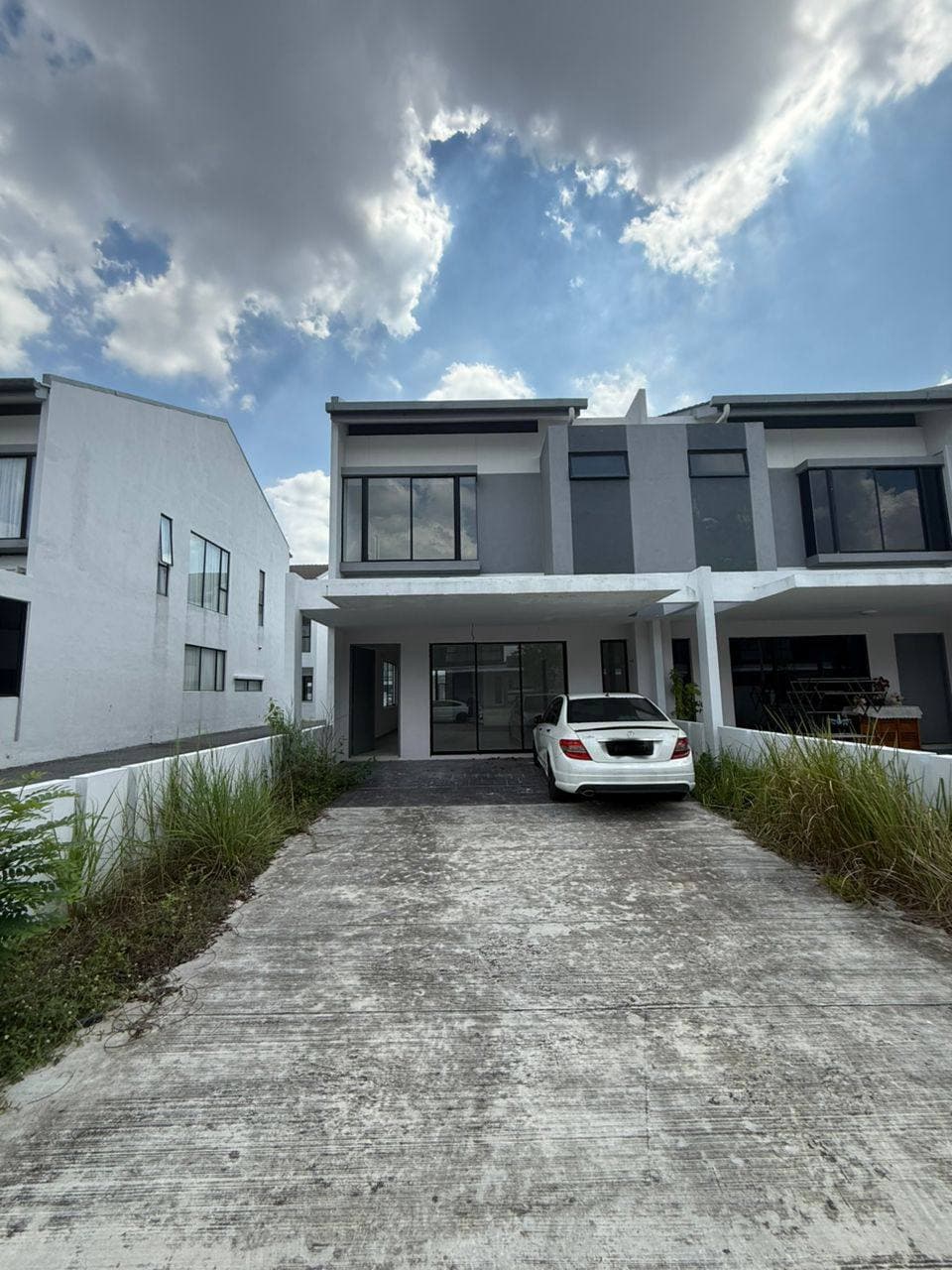 Brand New Unit End Lot House, Lambaian 2, Kajang