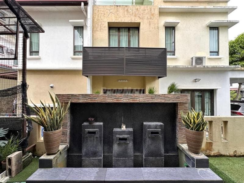 3 Storey Semi D Taman Tropika 2 Bangi Kajang