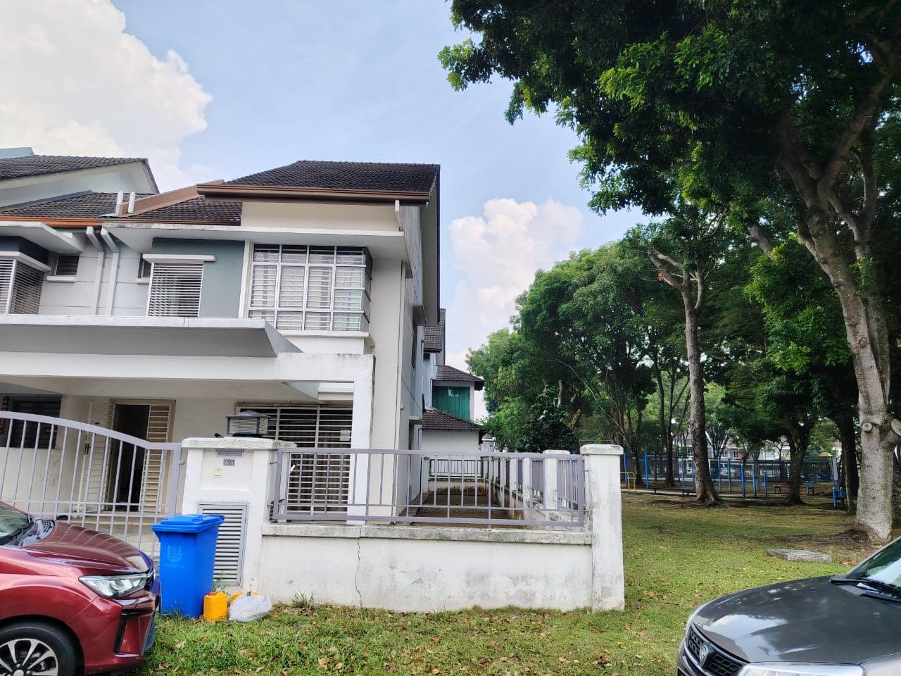 2-storey Terraced House End Lot Indah Residences Kemuning Utama