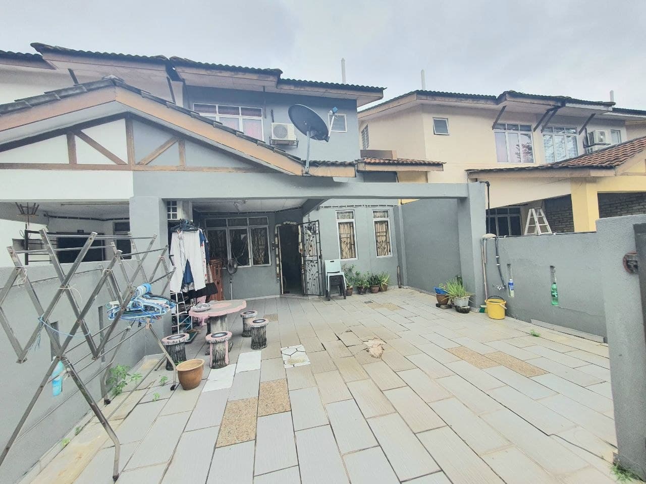 Double Storey Terrace Jalan Saujana Putra 2 Bandar Saujana Putra Jenjarom - Image 1