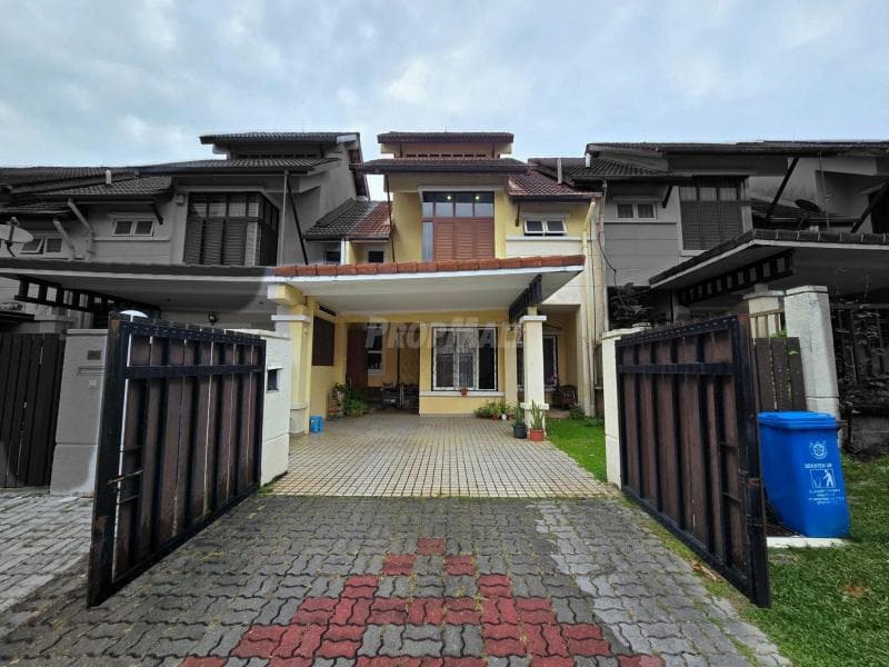 2-Storey Superlink Terrace, Jalan Ubin, Bukit Jelutong, Shah Alam