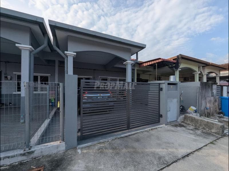 Teres Setingkat Taman Bunga Raya, Jalan Kebun