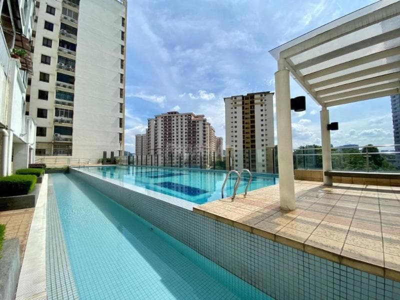 Pelangi Sentral Condominium Corner Lot For Sale - Image 1