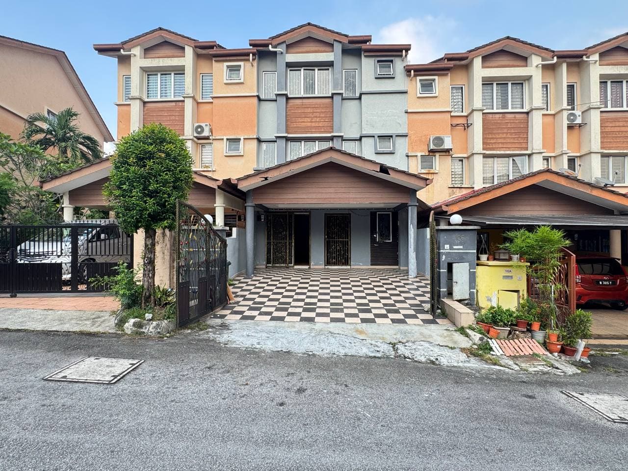2.5-Storey Terrace House Bukit Permata, Sri Gombak - Image 1