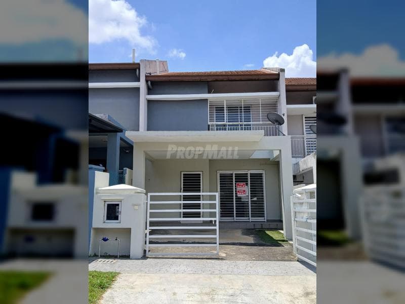2-Storey Terrace Aman Putri, Seksyen U17, Shah Alam - Image 1