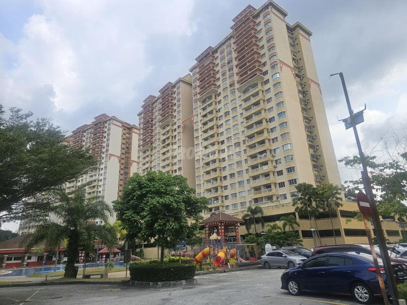 Partly Furnished Koi Tropika Condo, Puchong, Selangor