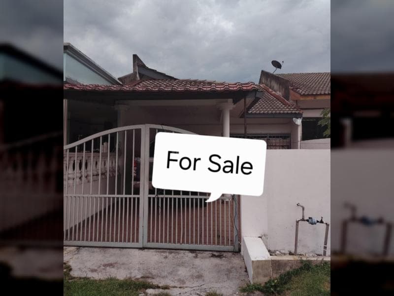 Single Storey Intermediate Lot Terraced House at Taman Bukit Mutiara, Kajang,