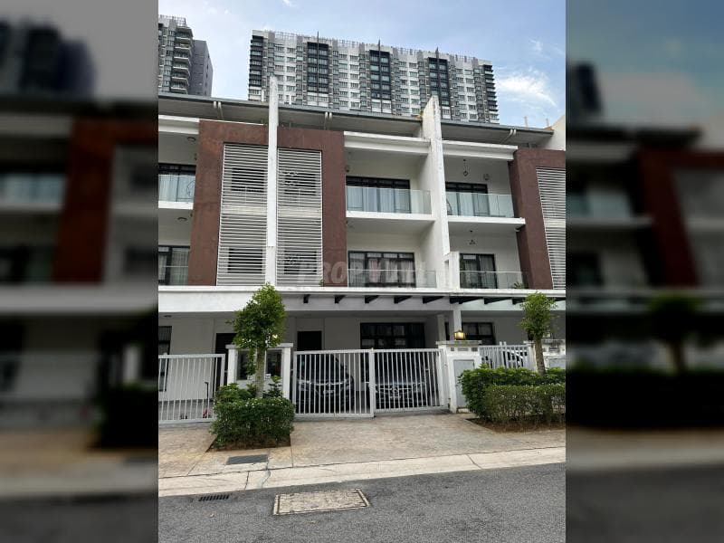 3 Storey Link Avens Residence Southville City Bangi FREEHOLD - Image 1