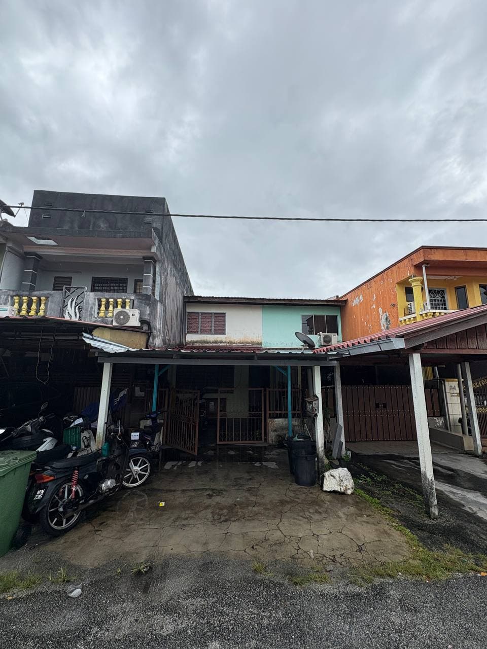 Double Storey House Taman Serdang Jaya, Sri Kembangan