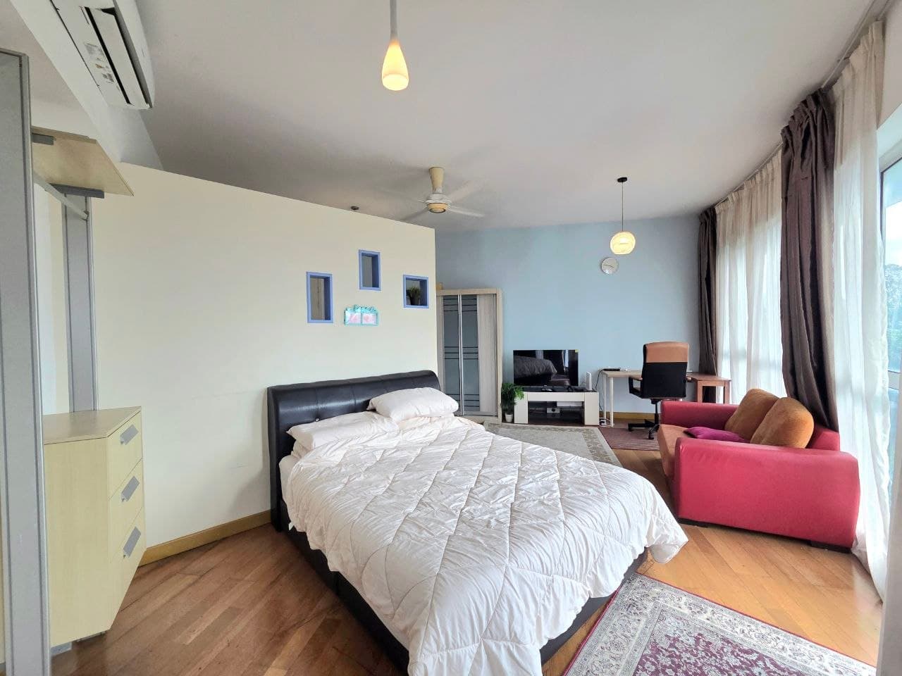 Regalia Residence Studio Condominium - Image 1