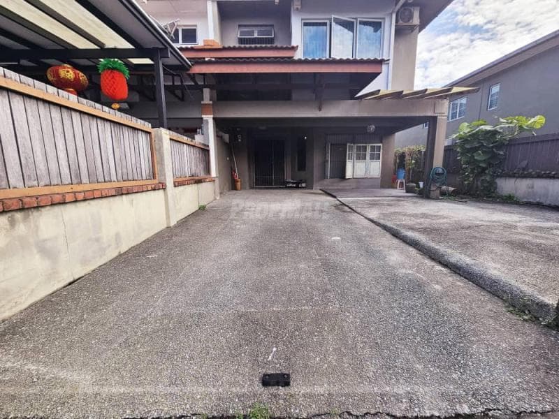 Kota Damansara 2 Storey Endlot Superlink - Image 1