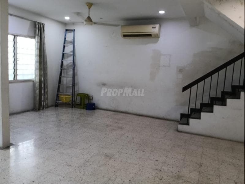 2.5 Storey Terrace House, Sri Petaling - Image 1