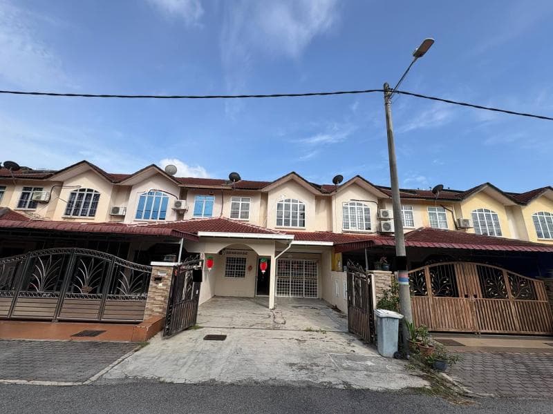 Double Storey Terrace Taman Sri Putra, Banting - Image 1