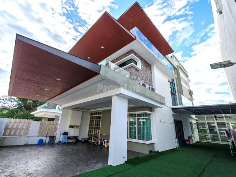 3 Storey Bungalow Taman Bukit Ria Kajang