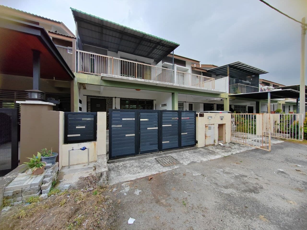 2 Storey Terrace House Taman Intan Baiduri Sepang - Image 1