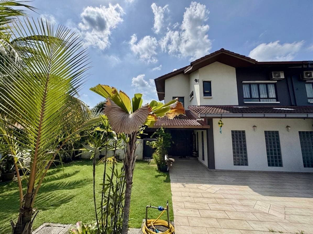 Renovated Semi D Corner in Glenmarie Cove, Port Klang - Image 1
