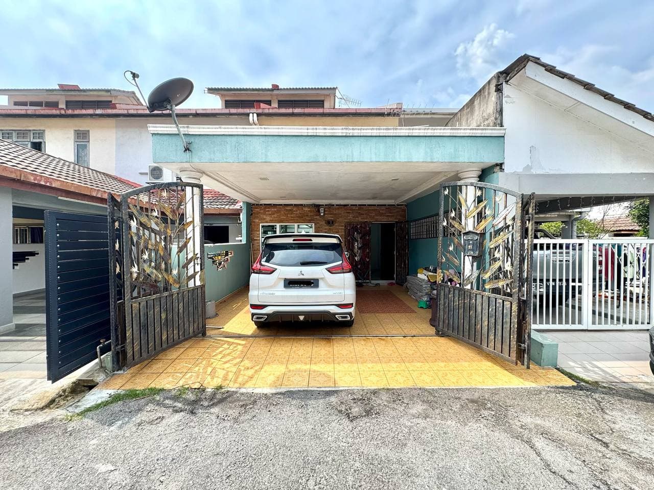 Double Storey Terrace Taman Klang Utama, Klang Selangor - Image 1