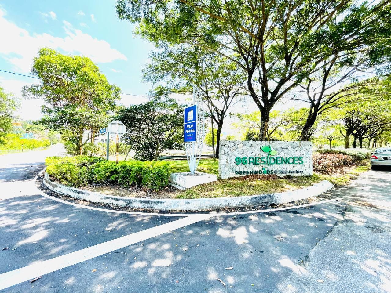Double Storey Terrace Intermediate House 96 Residences Greenwood Salak Perdana - Image 1