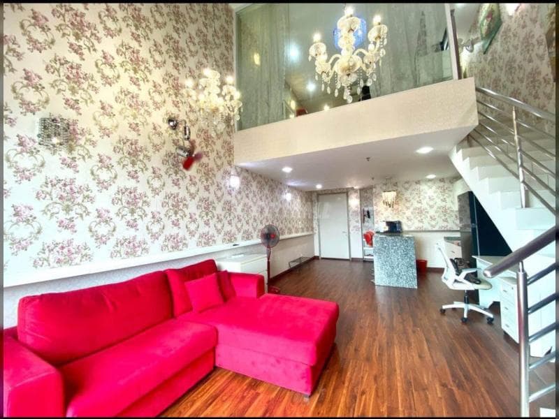 De Centrum SOHO Duplex Fully Renovated Freehold Fully Furnished For Sale