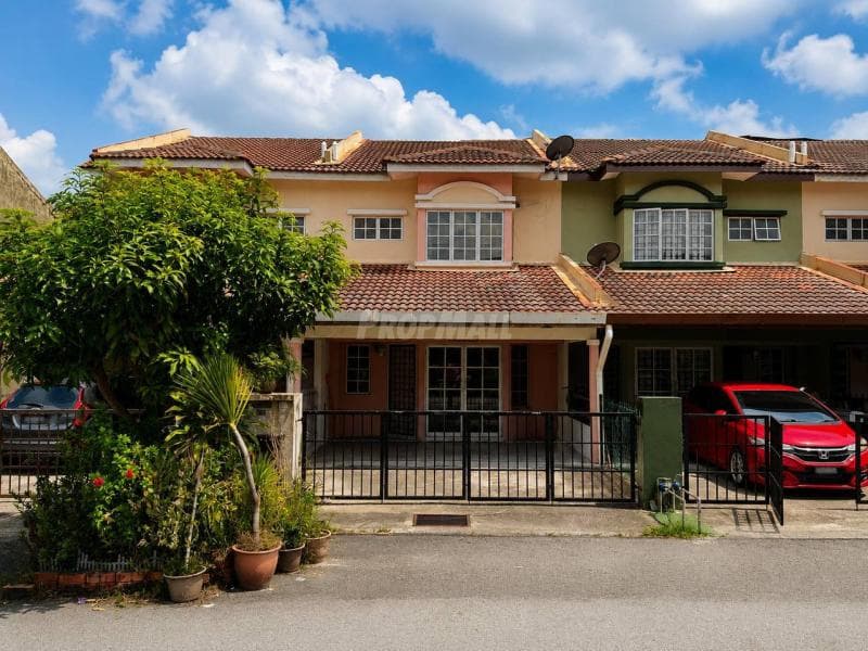 Double Storey Terrace Taman Ramal Ros, Kajang