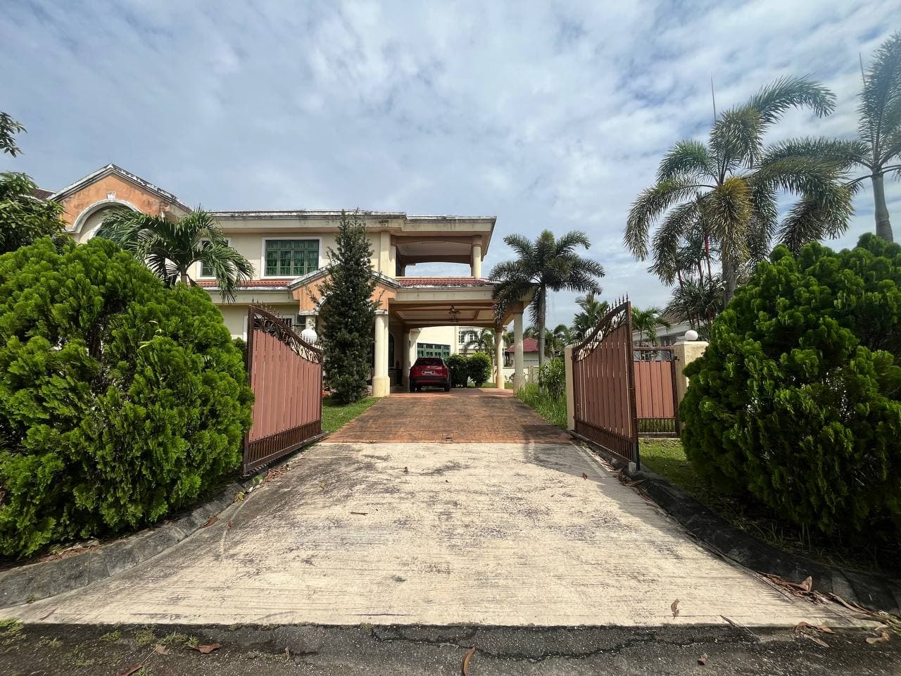 Corner Lot Bungalow 2 Storey, Setia Warisan, Kota Warisan, Sepang - Image 1