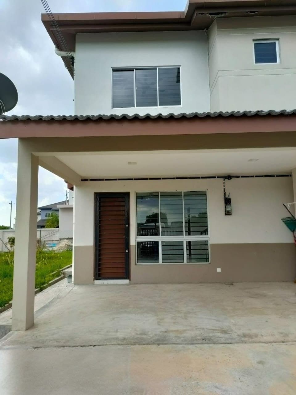 Corner Lot Double Storey Terrace, Taman Desiran Bayu, Puchong, Selangor