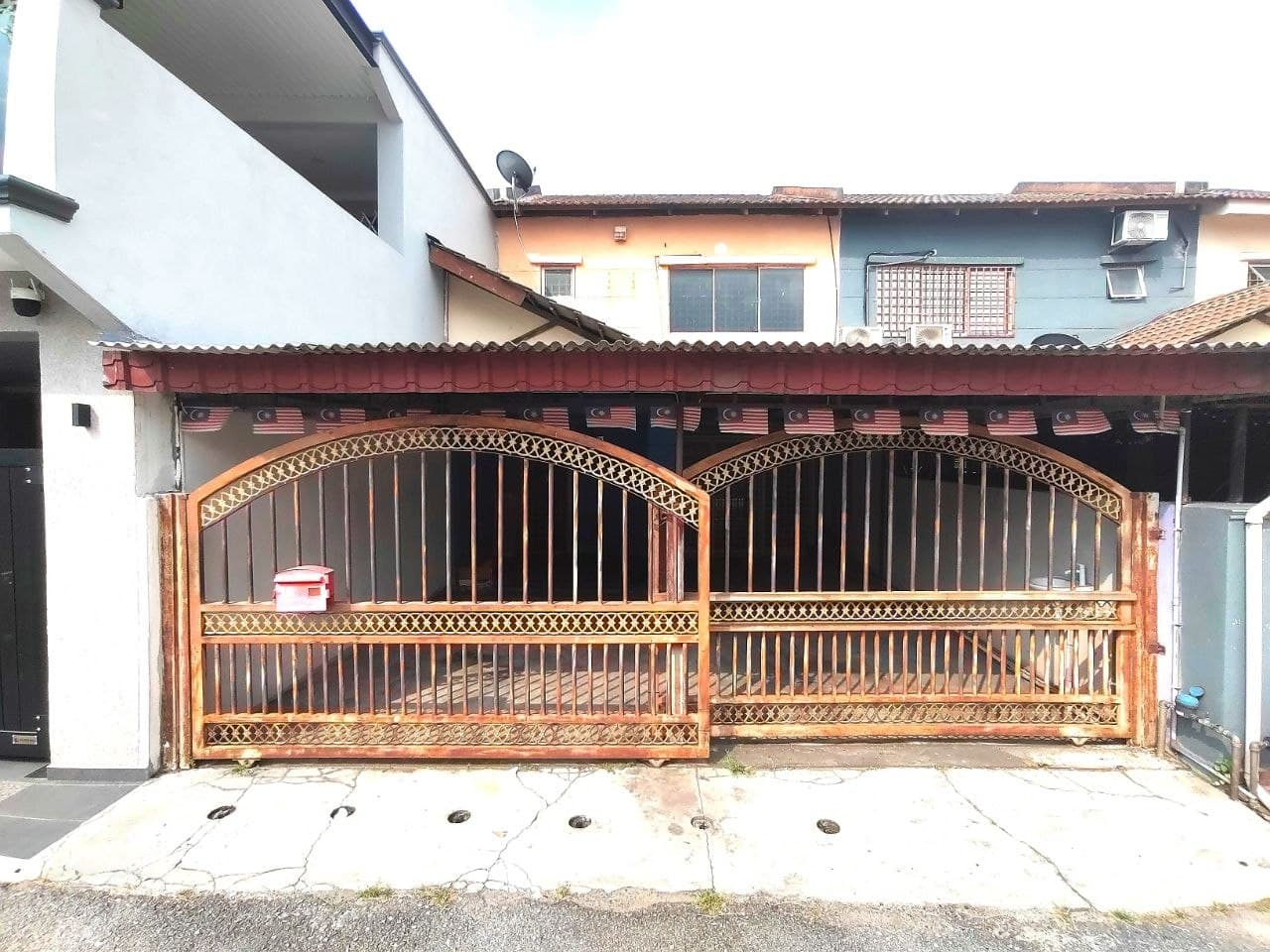 2 Storey Tmn Teluk Gadung Indah Pelabuhan Klang - Image 1