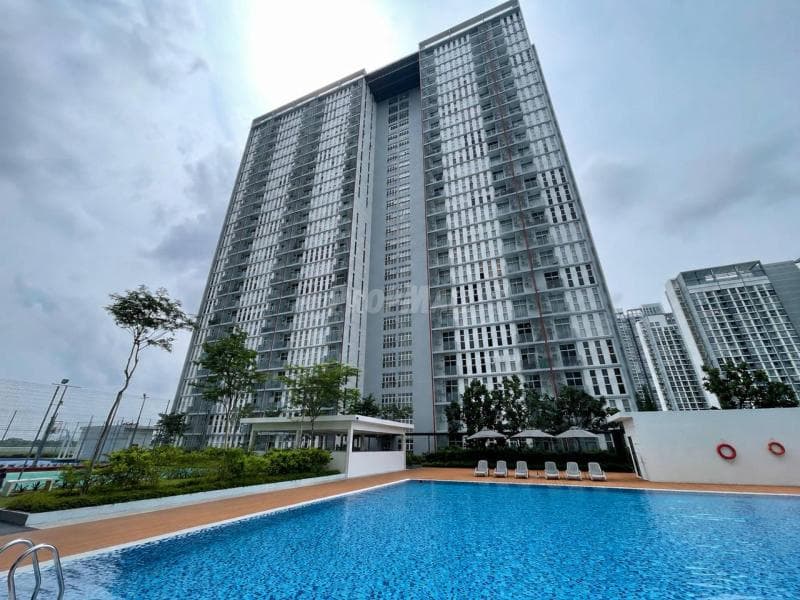 Lakefront Homes Apartment Cyberjaya