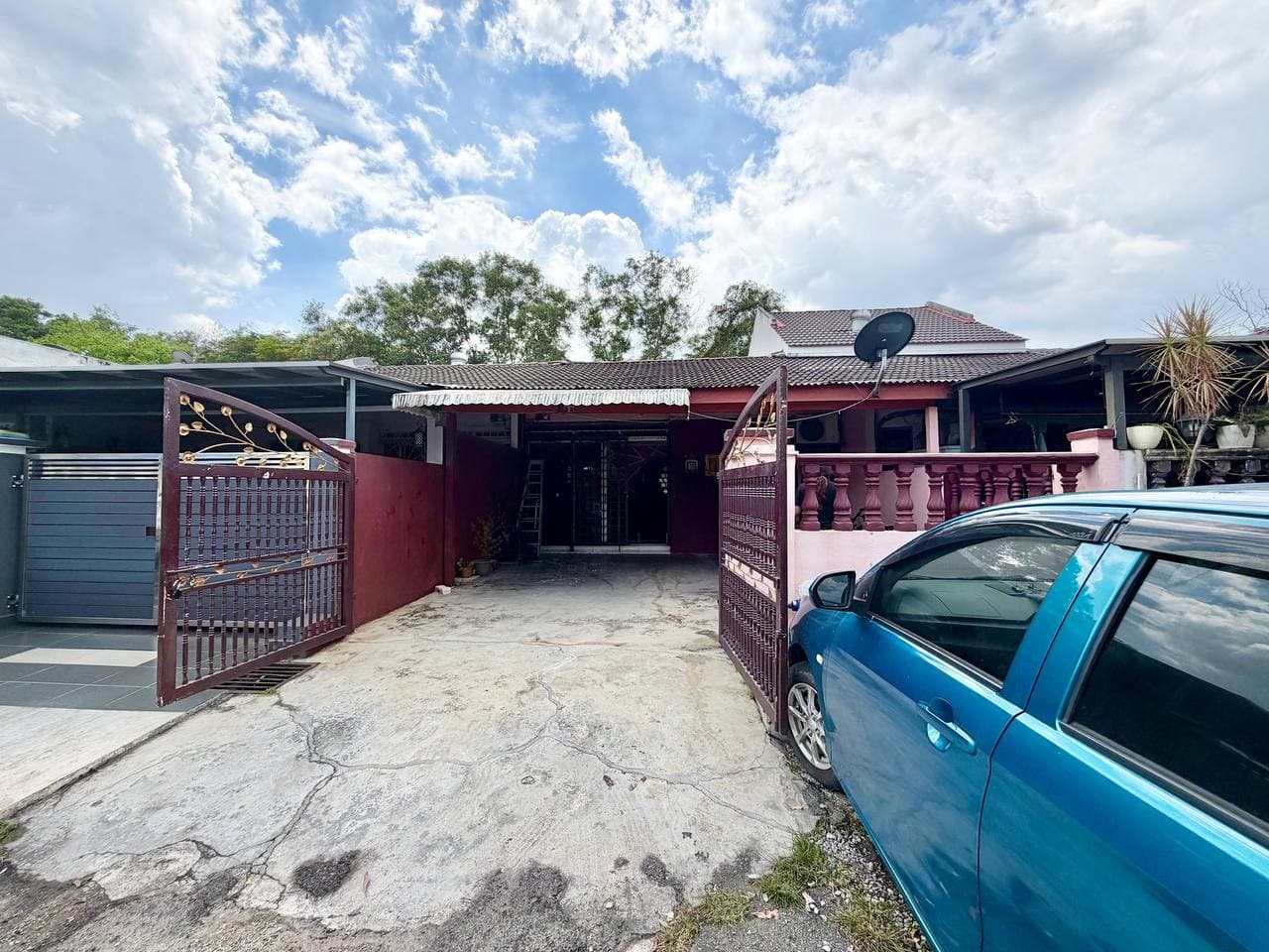 Single Storey Terrace Facing Corner Lot Taman Mawar, Taman Kinrara 5, Puchong
