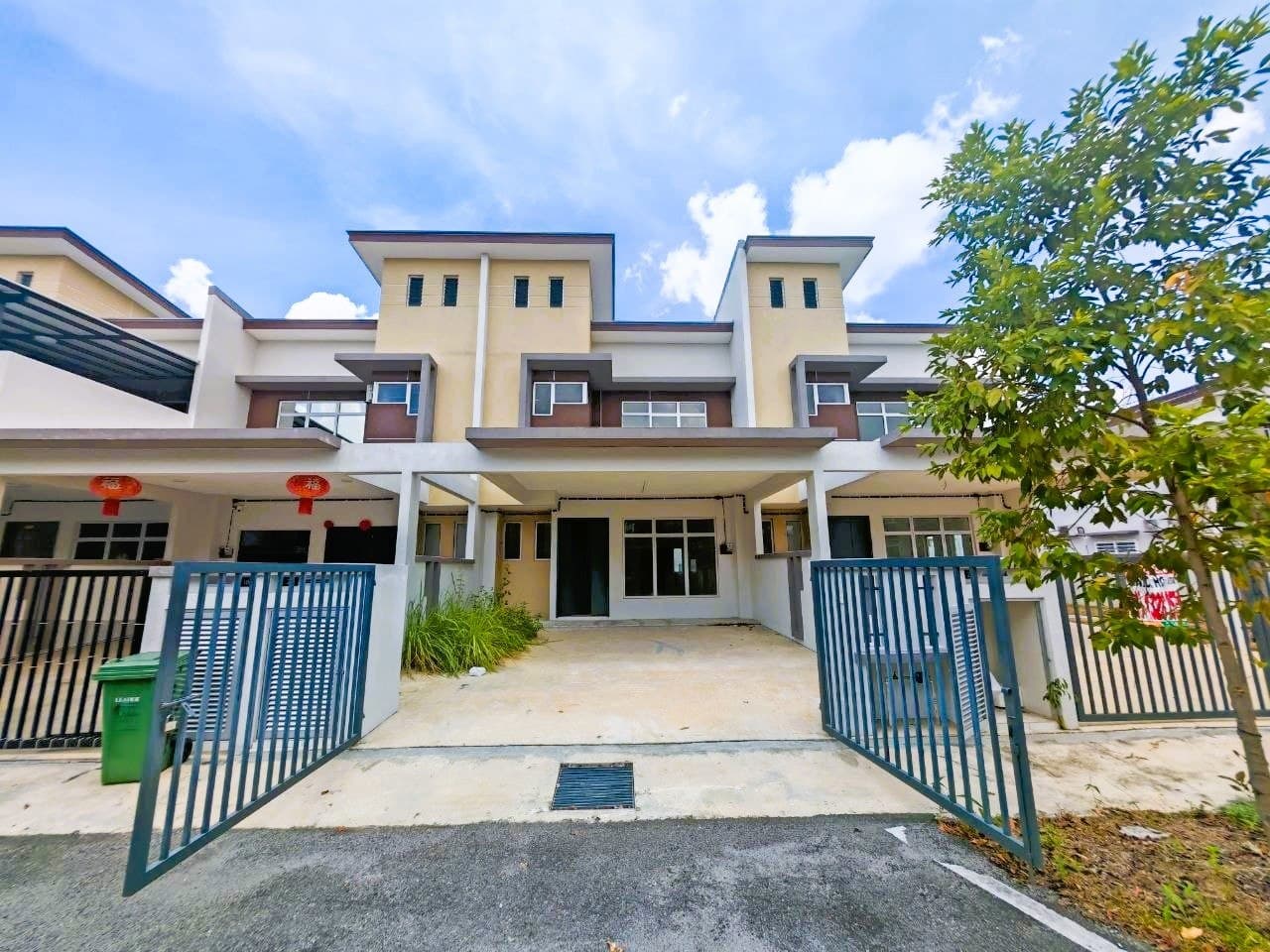 2 Storey DCendana Residence, Bandar Tasik Kesuma, Beranang