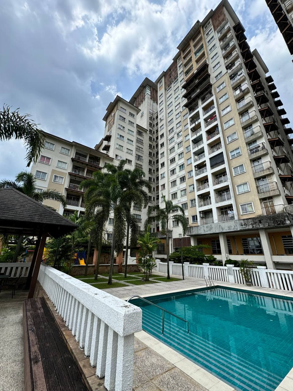 Perdana View Condominium Damansara Perdana - Image 1