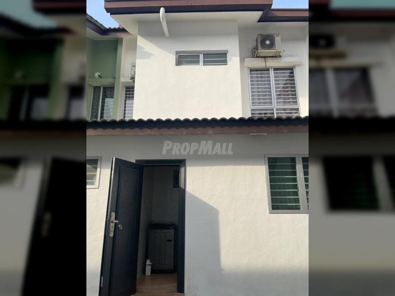 Double Storey Terrace House at Laman Impian, Bandar Ambang Botanic, Klang - Image 1