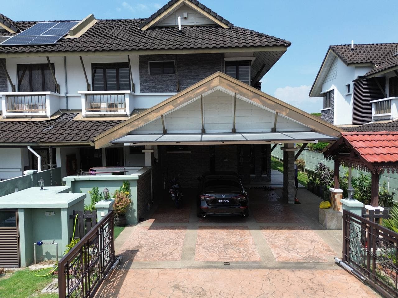 Double Storey Semi-D Divina, Seksyen 24, Shah Alam