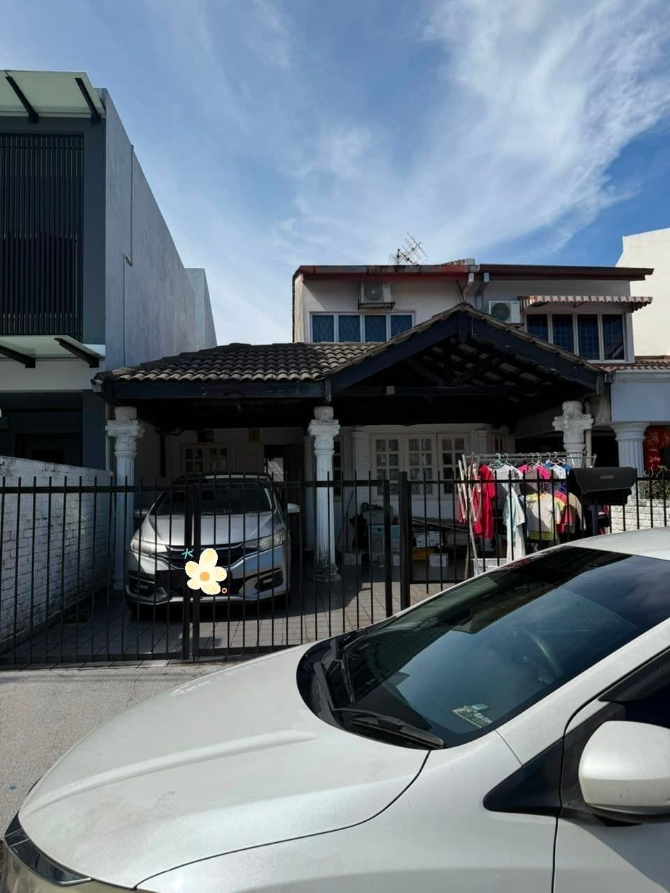 2.5 Storey Terrace, Sri Petaling, Kuala Lumpur - Image 1