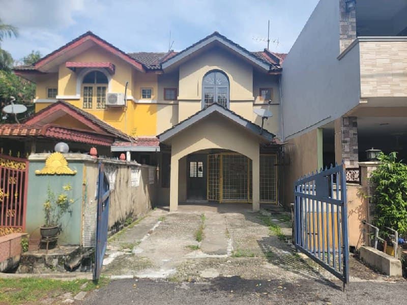 Rumah Teres 2 Tingkat Taman Puchong Perdana