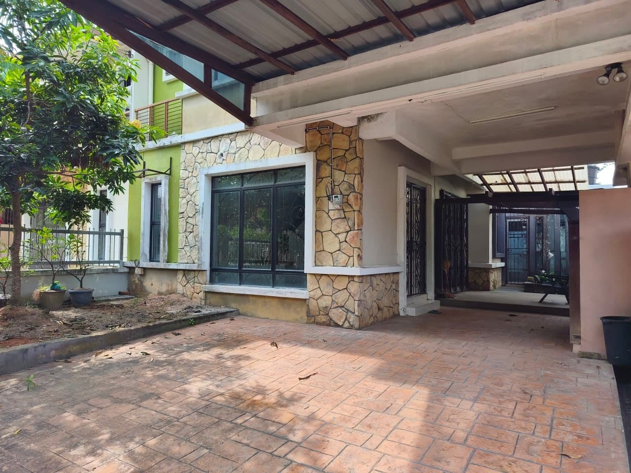 Fully Refurbished Semi-D Cluster Taman Mutiara Indah 1, Puchong