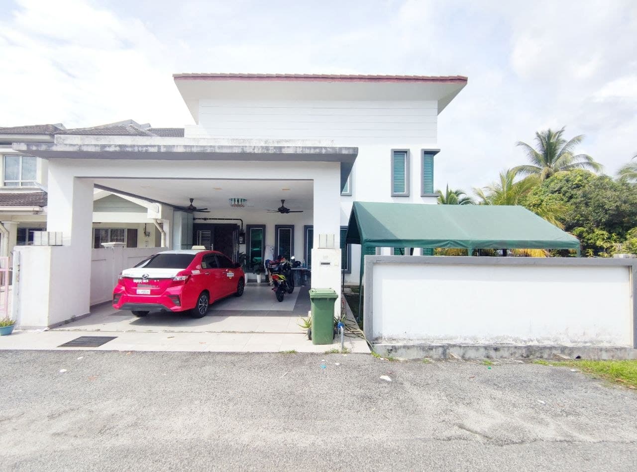 Corner Lot Renovated Double Storey Terrace House Taman Impian Putra Kajang Bangi