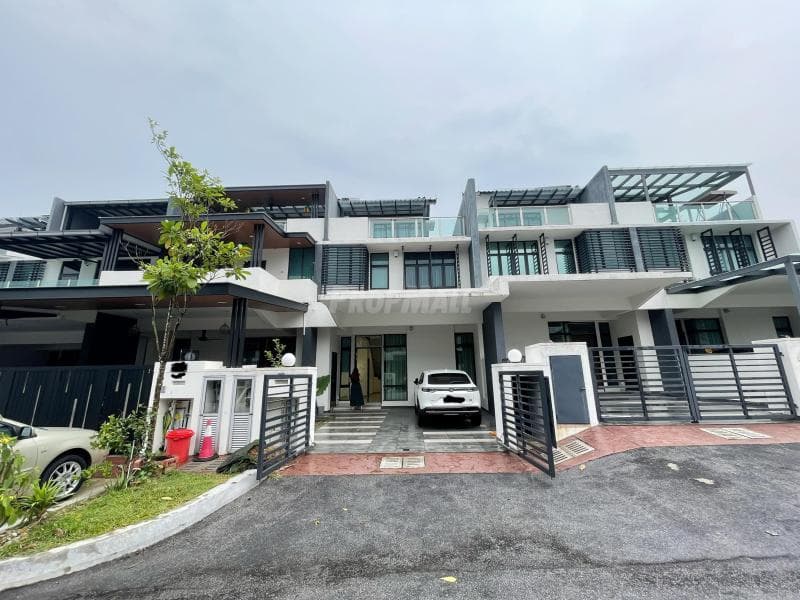 2.5 Storey Terrace, Taman Puchong Utama 2, Presint 9