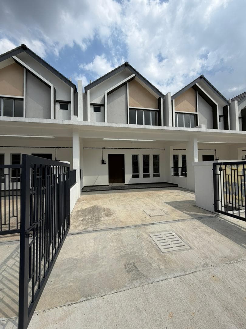 Double Storey Terrace House Seri Mewah Klang - Image 1