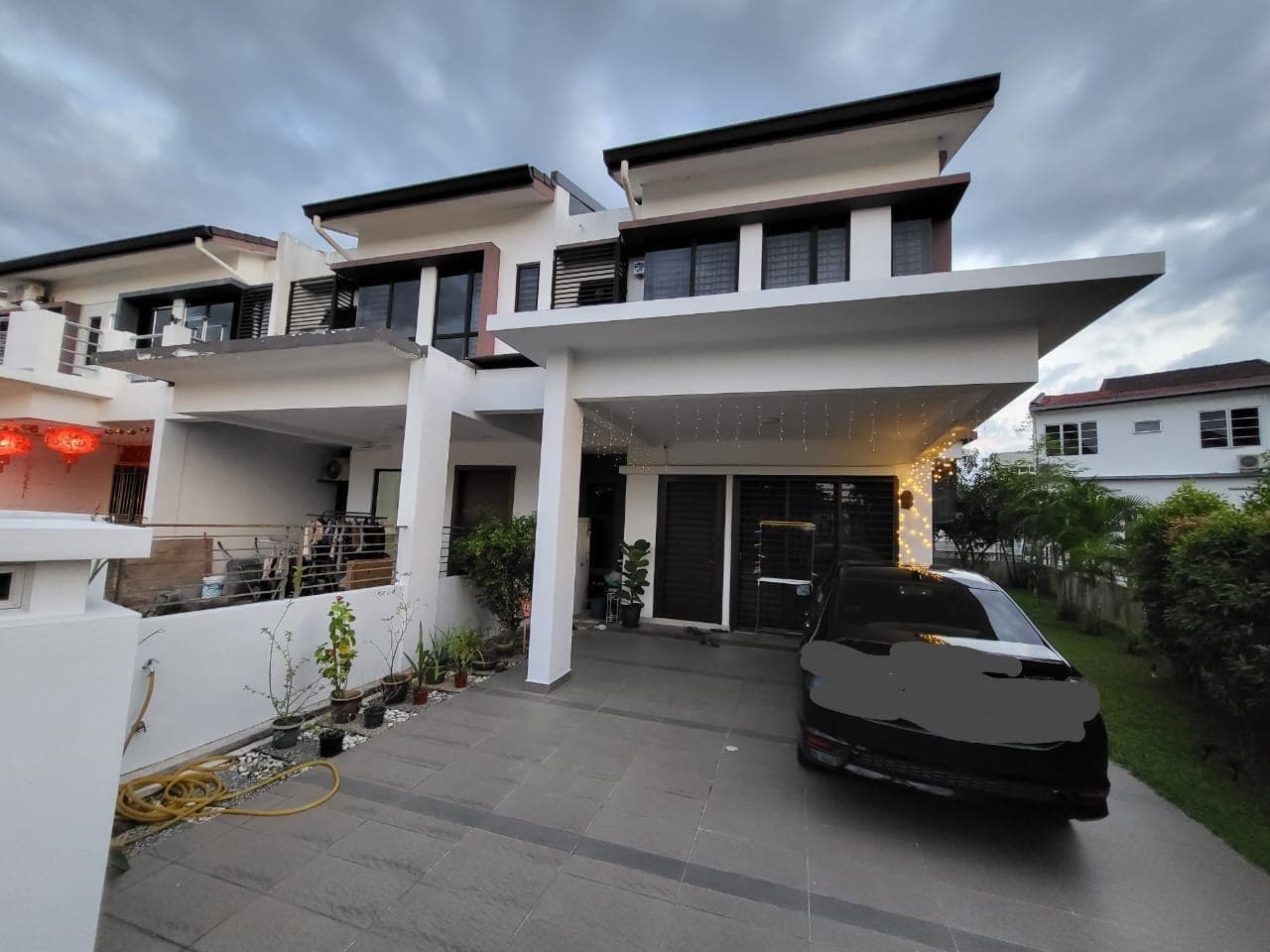 2 Storey Terrace House End Lot with Land, Senna, Bandar Seri Coalfields - Image 1